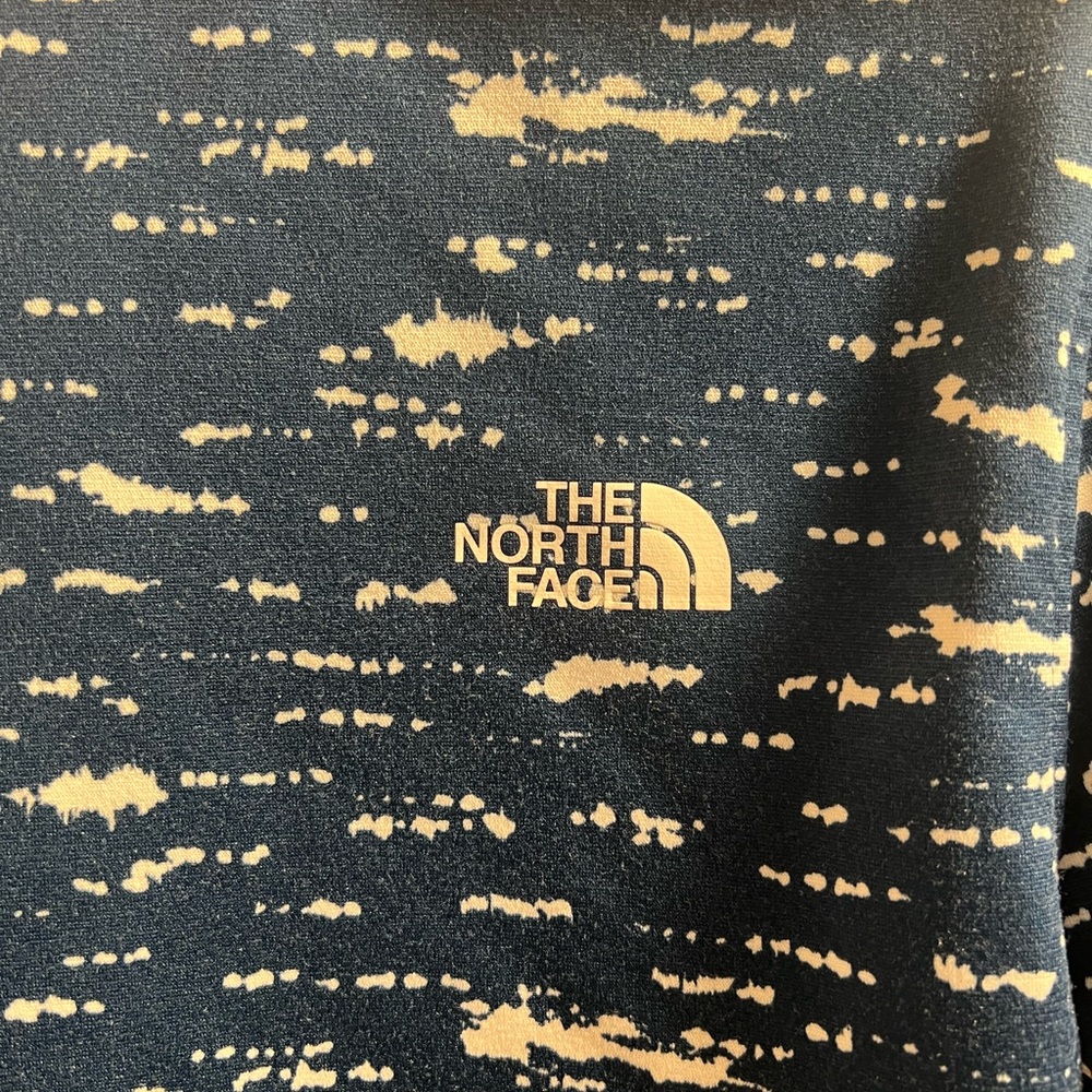 The North Face Navy and White Patterned Jacket - Picture 3 of 4